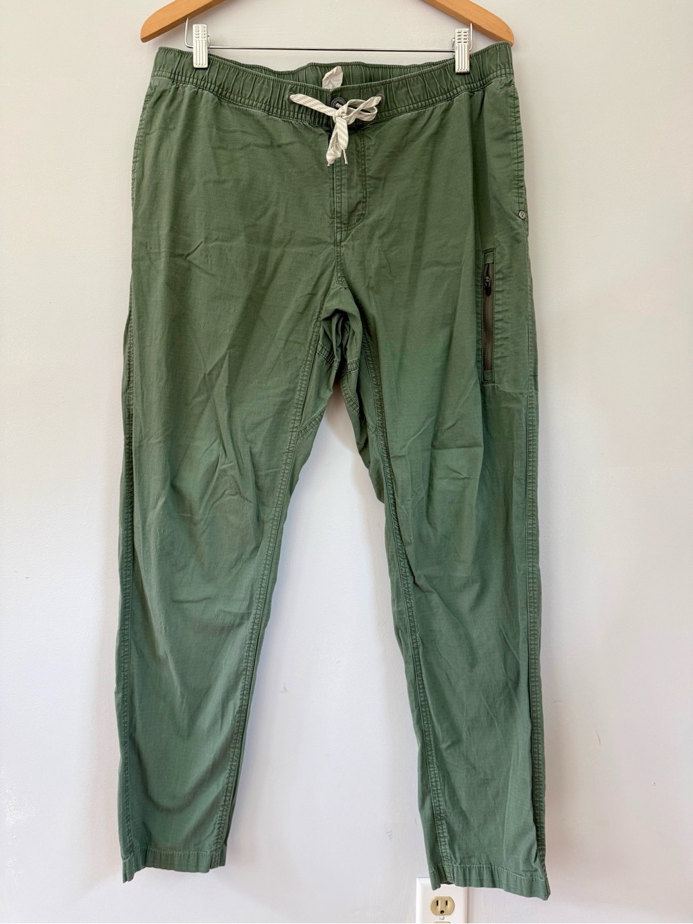 Vuori Men's Ripstop Jogger Pants | Size XXL